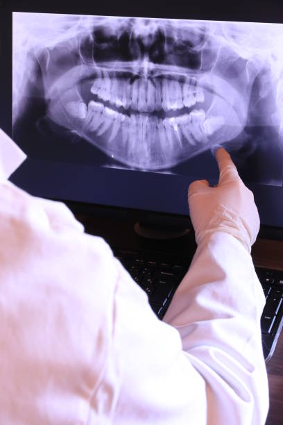 Best Emergency Broken Tooth Repair in Meadow Woods, FL